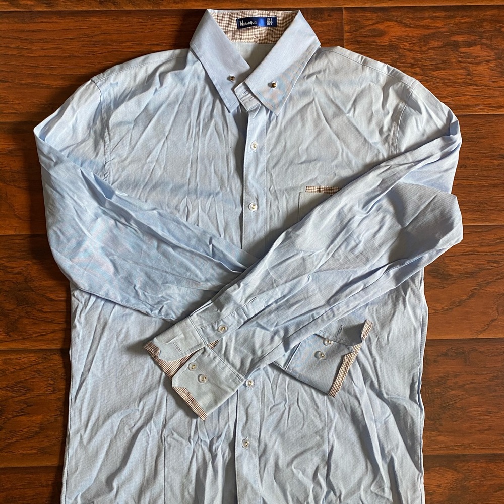 Super cool color studs.